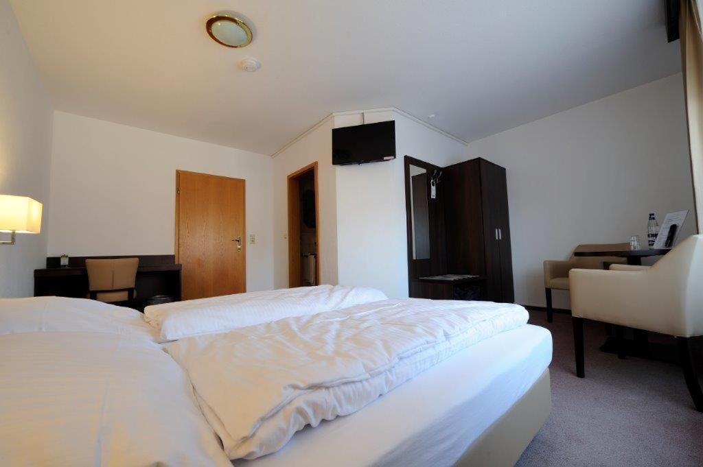 Hotel Zur Post Steimbke Bagian luar foto