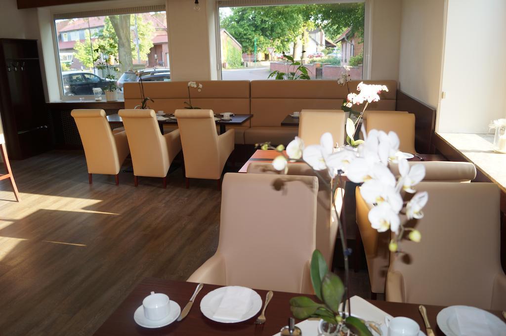Hotel Zur Post Steimbke Bagian luar foto